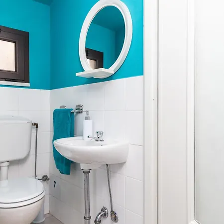 Casa vacanze “genna ‘e Su Monte” *