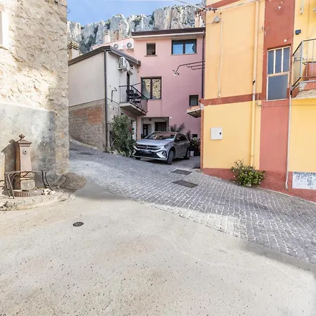 Casa vacanze “genna ‘e Su Monte”